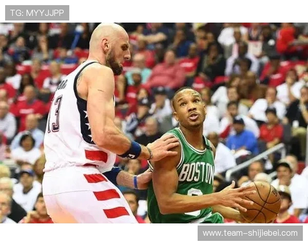 戈塔特:在NBA做掩护要保护好自己,小心保罗给你的蛋来一拳 戈塔特:在NBA做掩护要保护好自己,小心保罗给你的蛋来一拳
